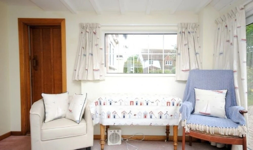 Aura Favoni, West Wittering 30323