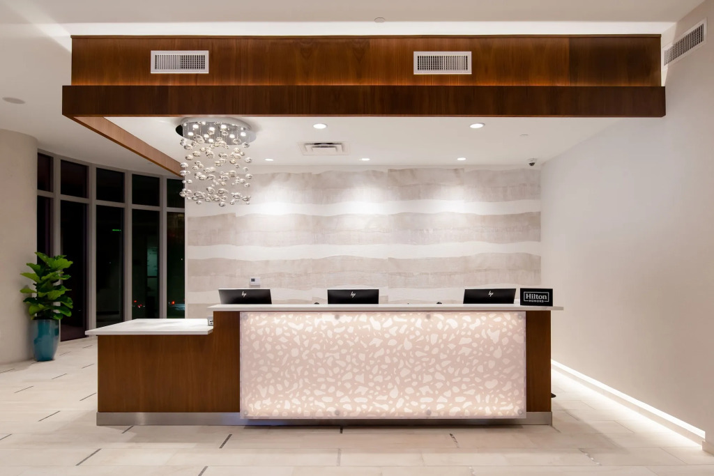 Embassy Suites By Hilton Sarasota