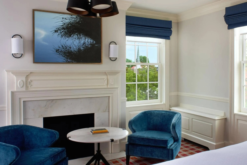 Morrison House Old Town Alexandria, Autograph Collection