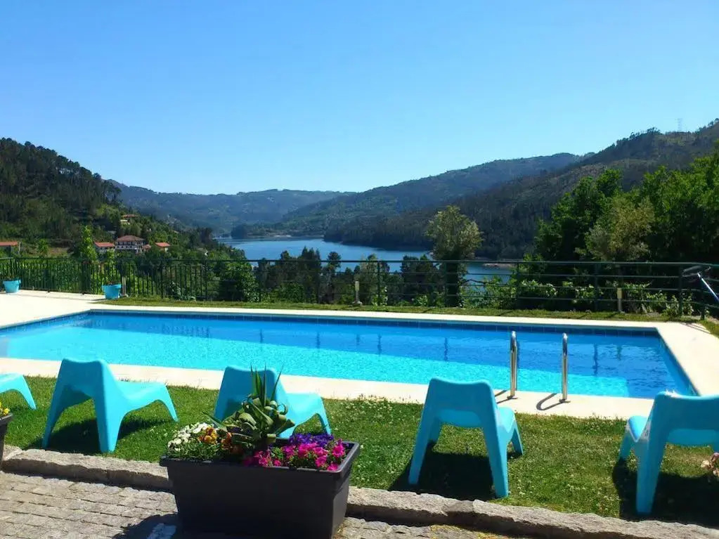 Hotel Lagoa Azul do Geres