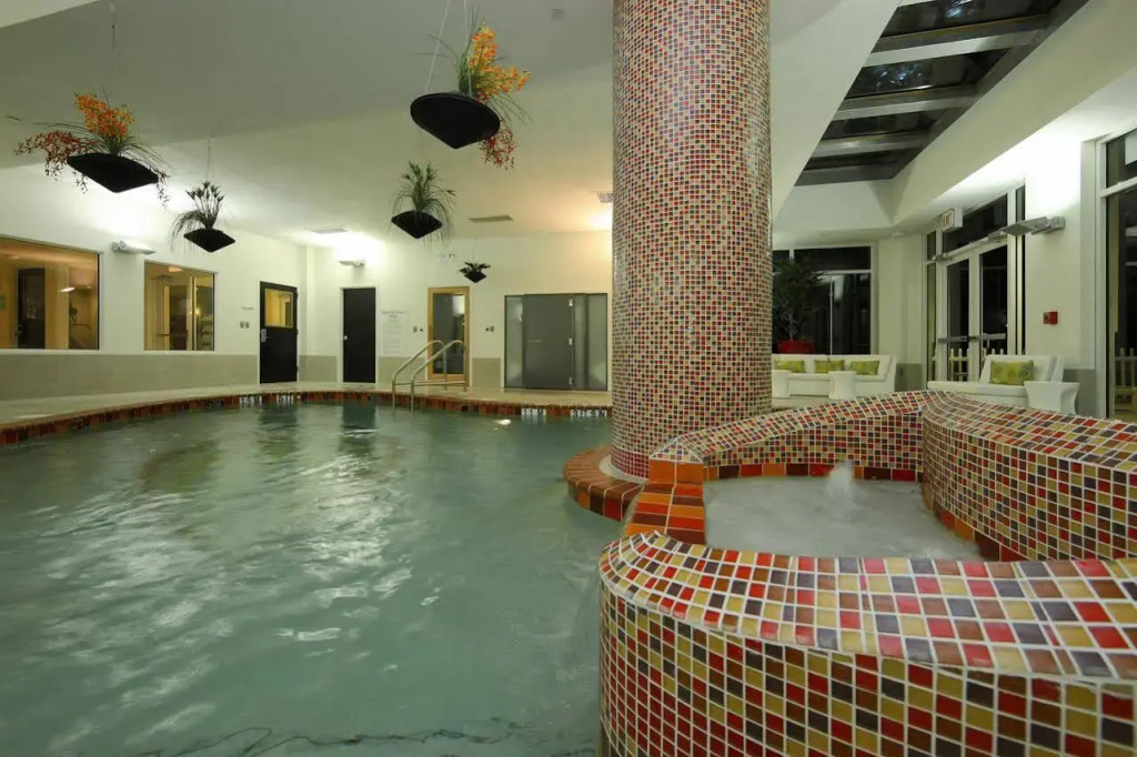 DoubleTree by Hilton Sarasota Bradenton Airport