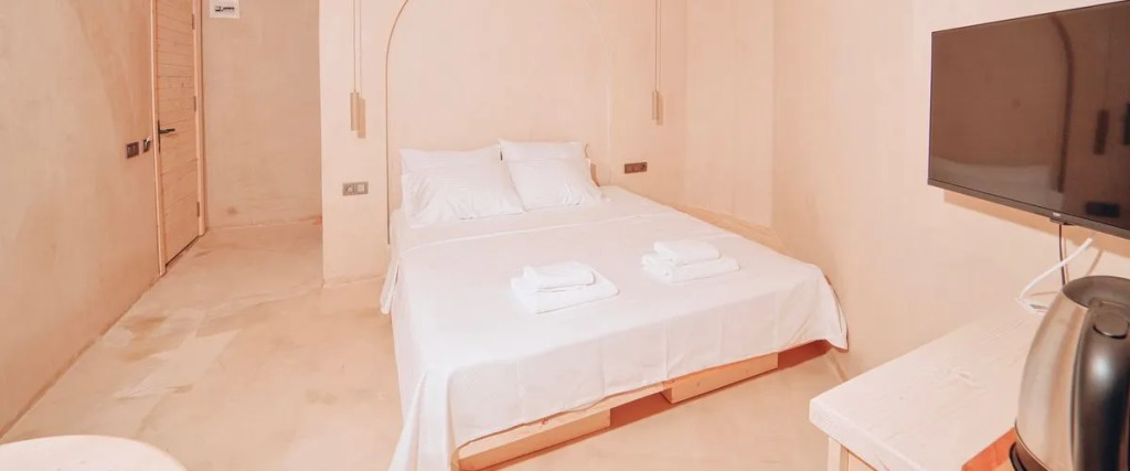 Felix Rooms