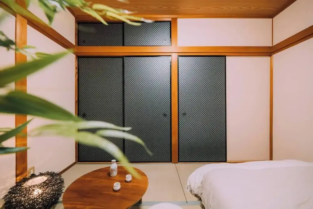 5BDR 1.5BA Osaka Castle House