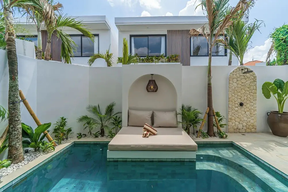 Nova Oasis 1