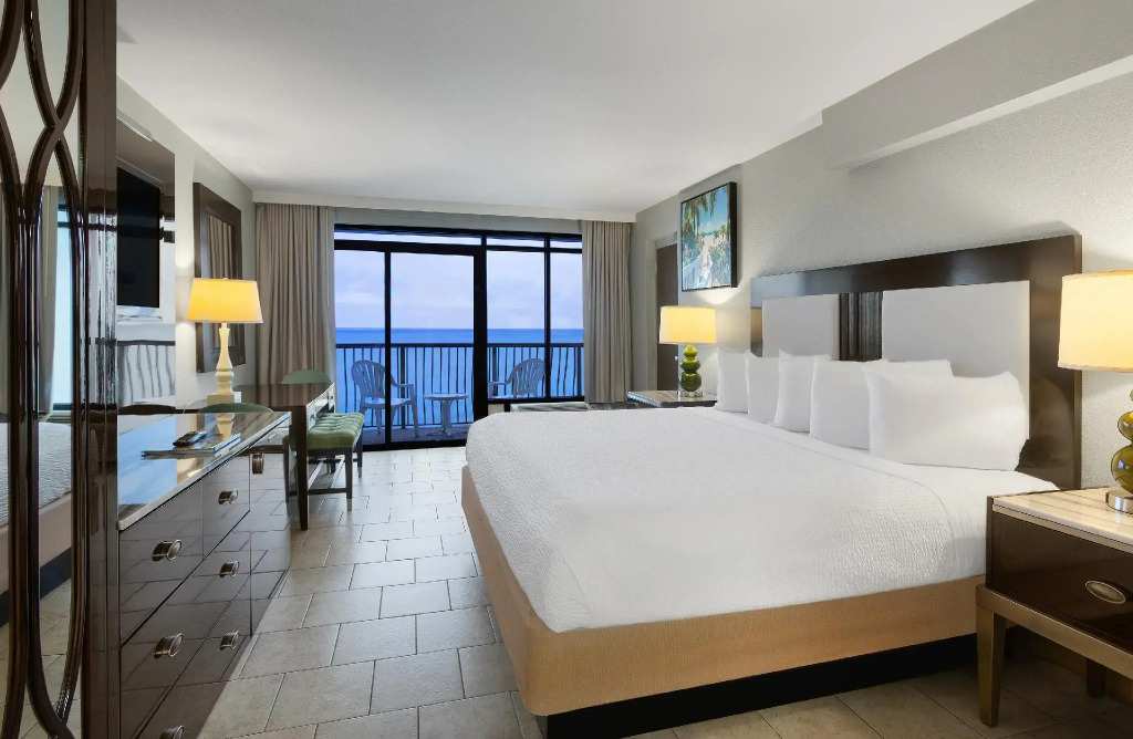 Hotel Blue