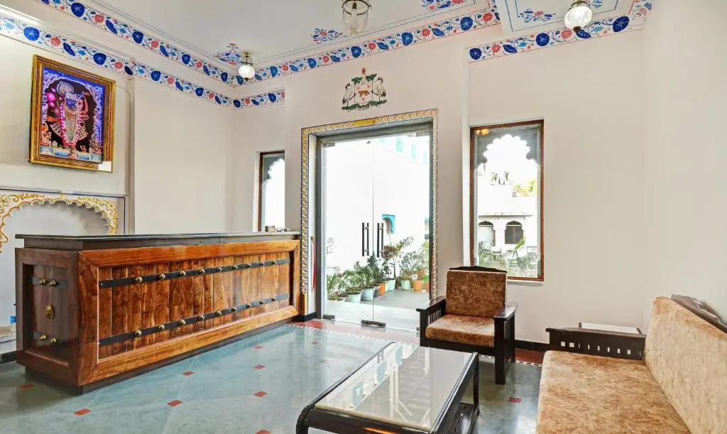 KHAKHRI HAVELI - A Boutique Hotel