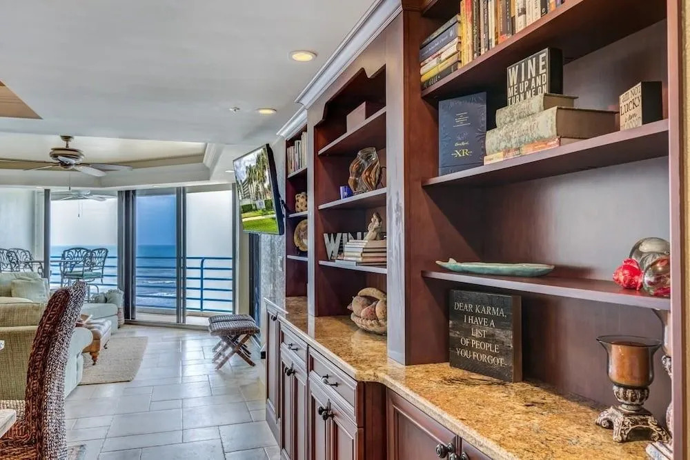 Ebb Tide 506 Apartment 2