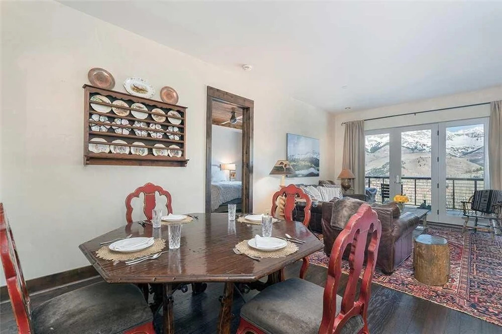 Cassidy Ridge B302