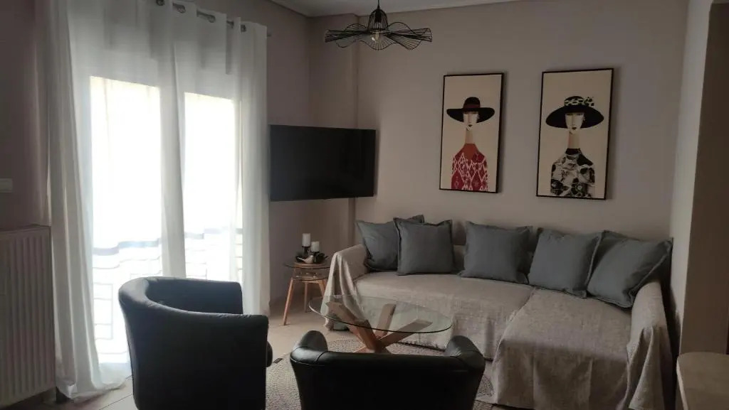 OTIUM living Volos Β1 , άνετο & ήσυχο διαμέρισμα κοντά στο κέντρο με εύκολη στάθμευση αυτοκινήτου
