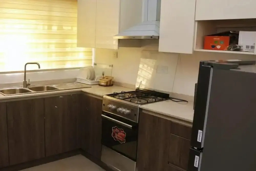 Lushville Hotels and Suites