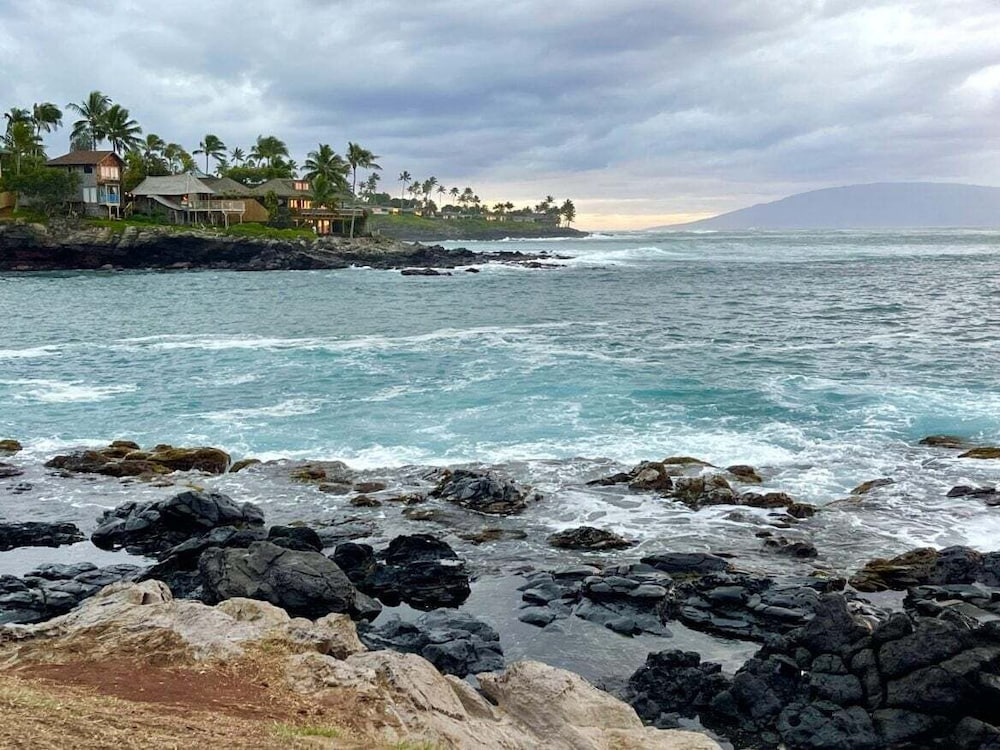 Napili Point Oceanfront Pacific Views - Unit A11 1 Bedroom Condo