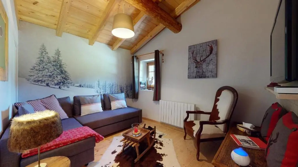 Authentic chalet full of charm, 5min. from Anzère