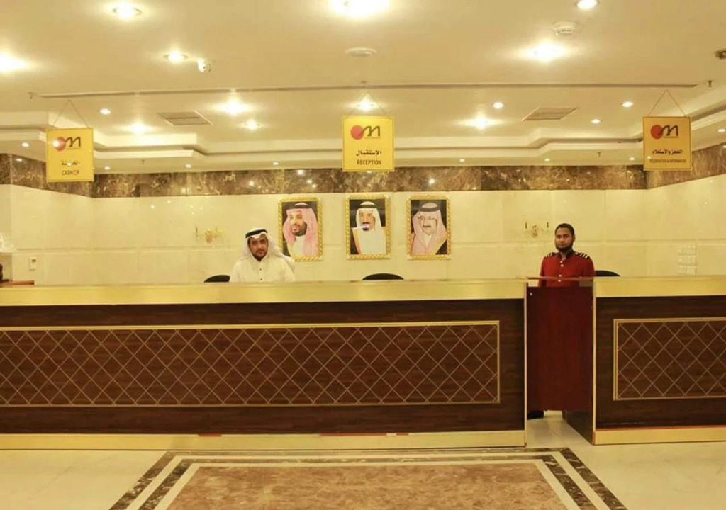 Al Olyan Golden Hotel