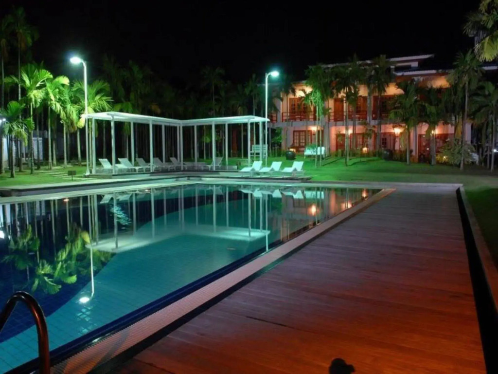 Myanmar Life Hotel