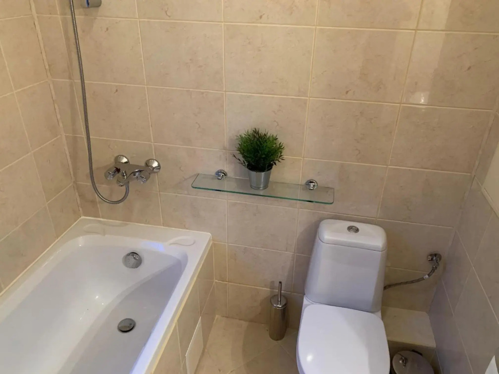 Flora Ski-slope Studio Apartment