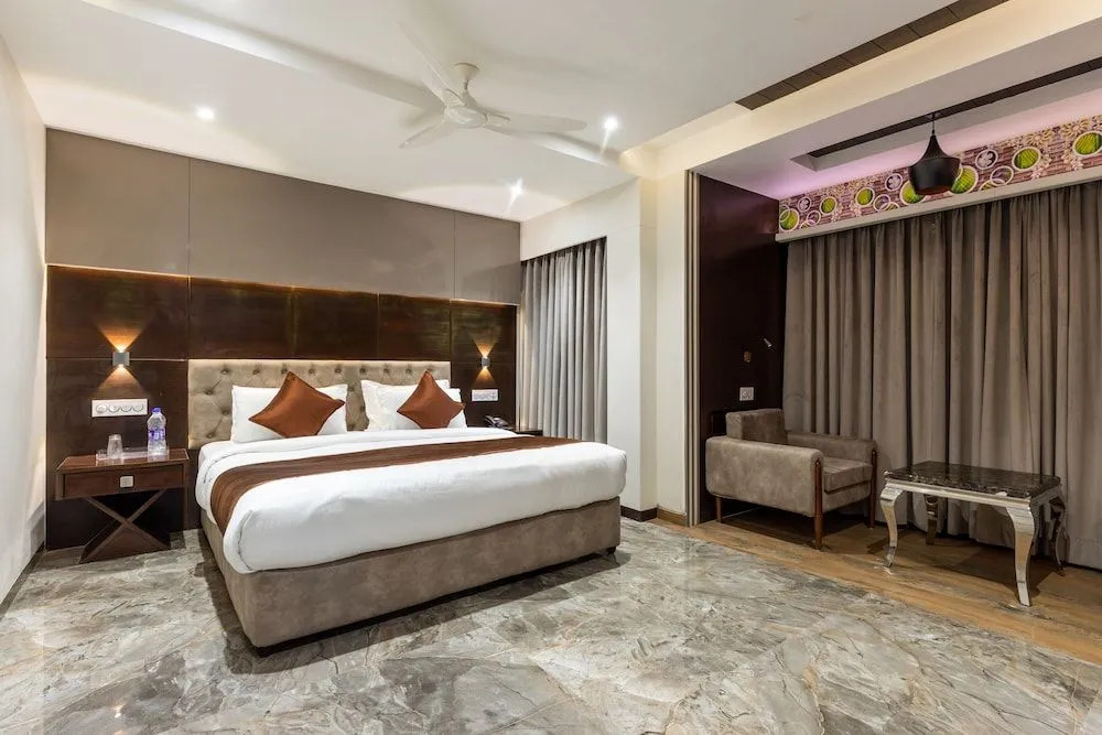 Hotel President