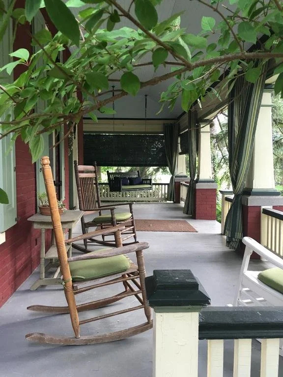 Amanda Gish House Bed & Breakfast