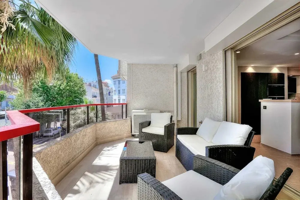 Luxury Flat With Balcony - 2br/6p - Cannes