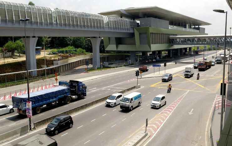 Dsara sentral direct link mrt 6min to  SB hospital