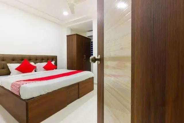 Hotel Grand Star By OYO