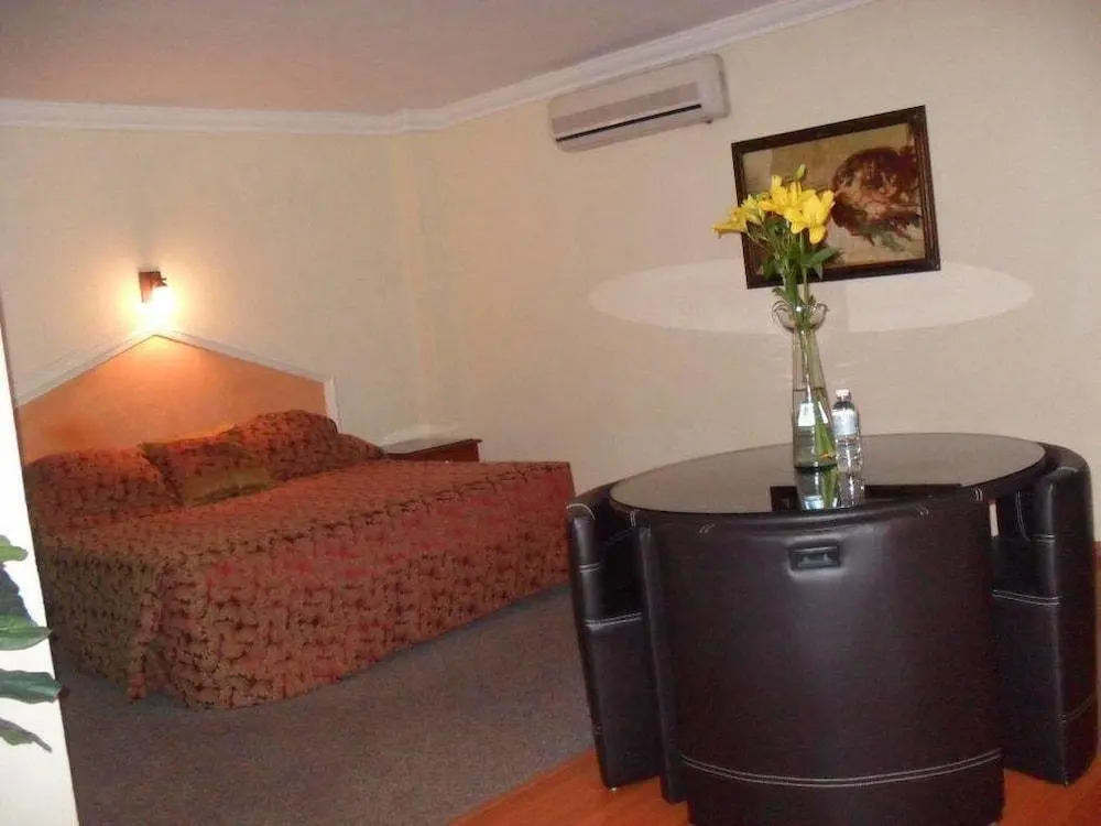 Hotel Corintios