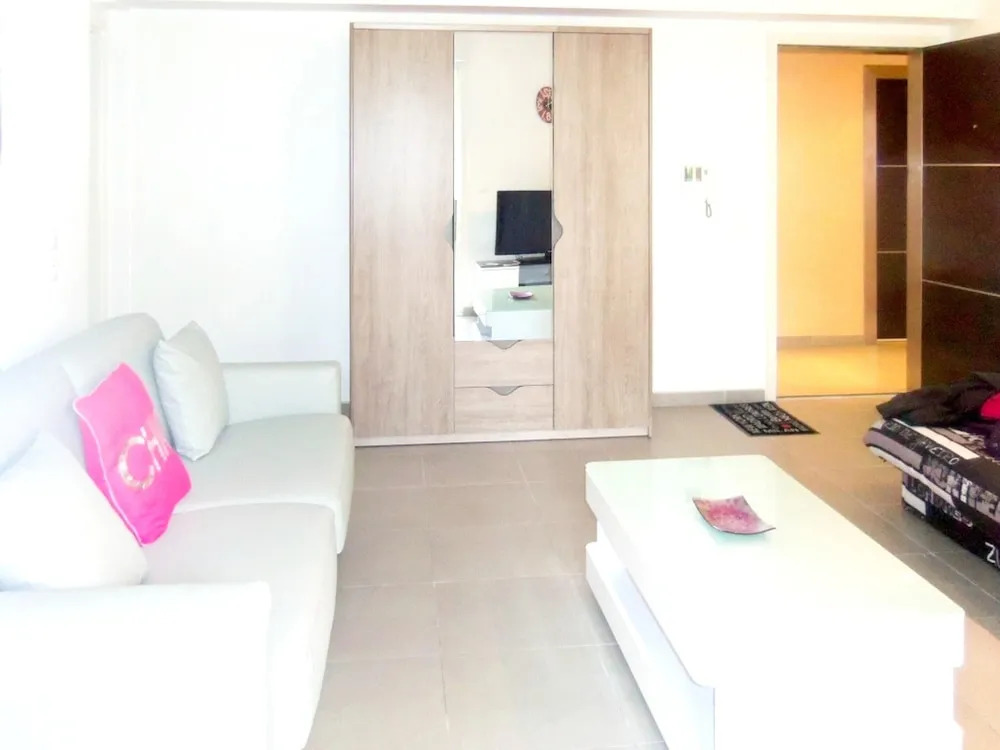 Apartment With one Bedroom in Saint-raphaël, With Pool Access and Furn