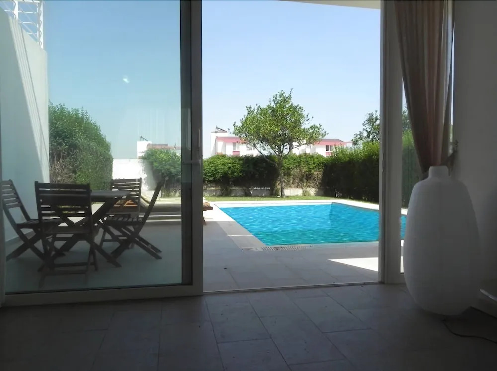 Novron Villas B3