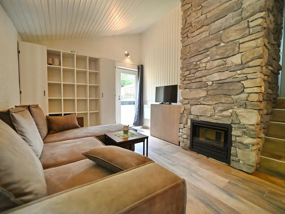 Bungalow in Virton by Vallee de Rabais Lake