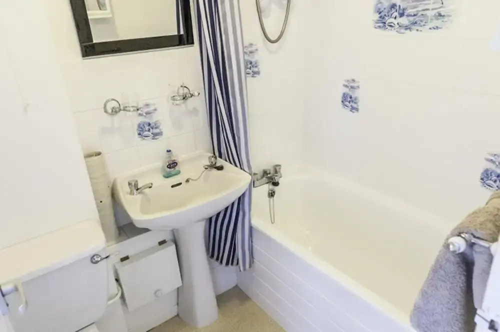 Shanklin Beach - Napier Apartment