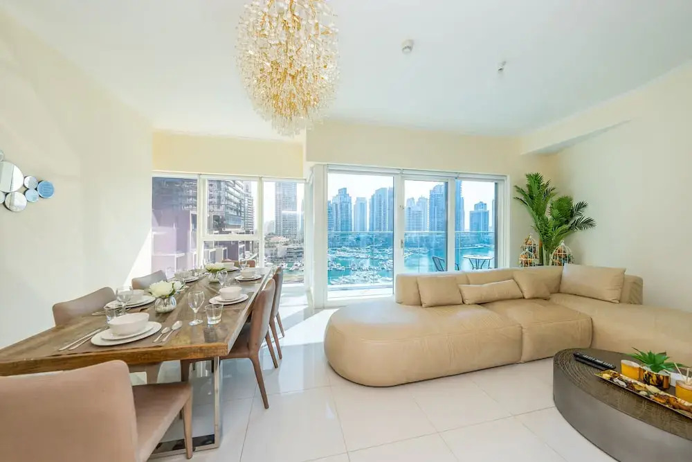 Tanin - Luxury Waterfront Apt with Stunning Marina Views