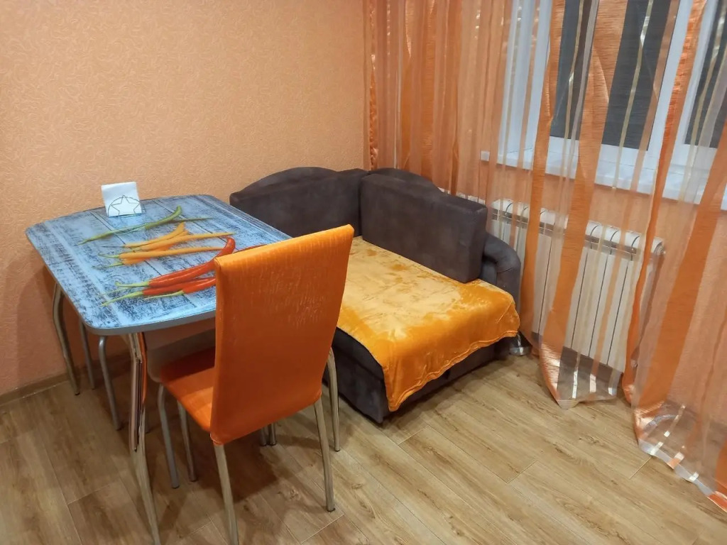 Aday Apartments (Эдэй Апартаменты) на проспекте Победы 36