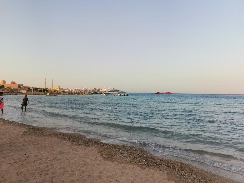 Golden Rose Hotel
