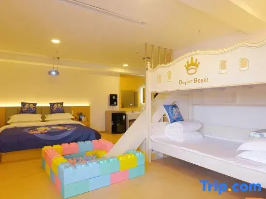 ShuiShangMuGe· Private Hot Spring Parent-Child Smart Guesthouse