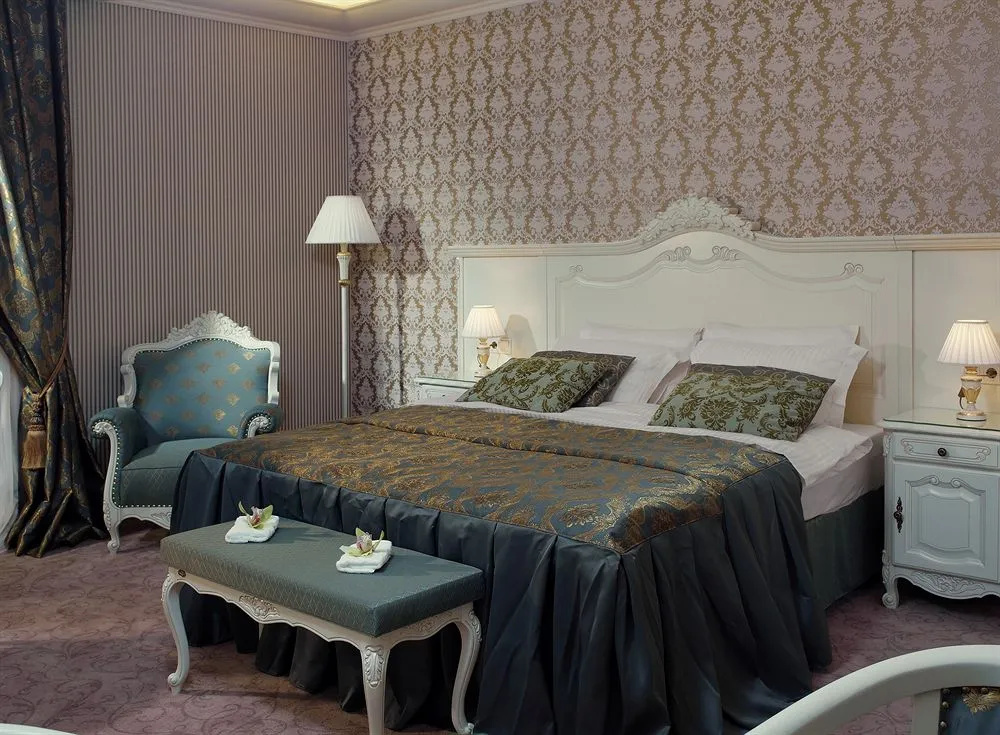 Отель Savoy