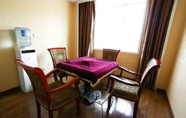 Yanting Jinxin Business Hotel