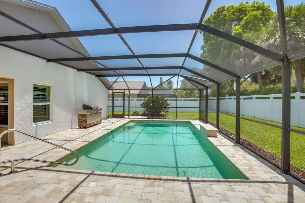 5 Mi to Fort Myers Beach: Home w/ Heated Pool!
