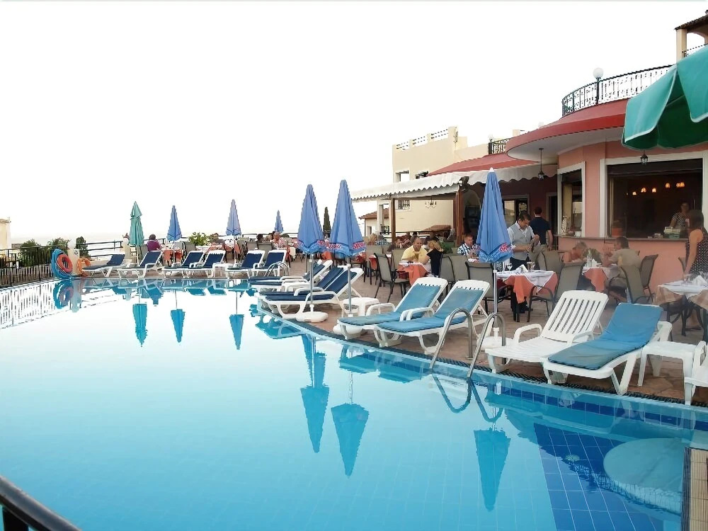 Hotel Prassino Nissi