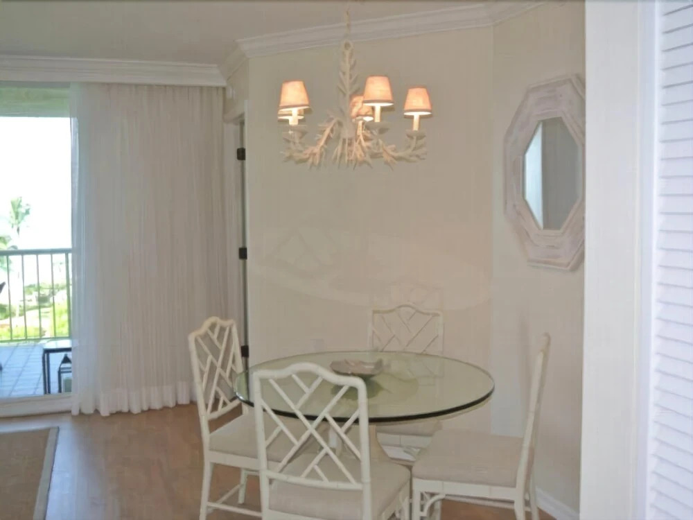 Seagate W 502 - 2 Br Condo