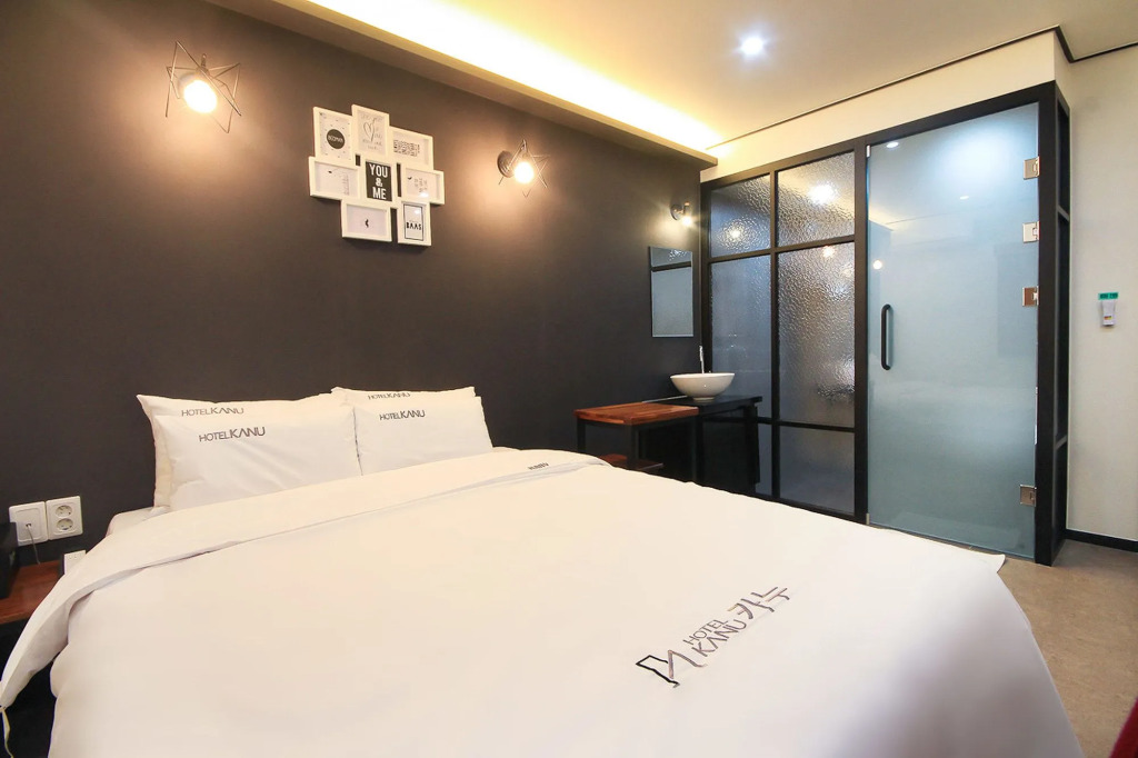 Kanu Hotel