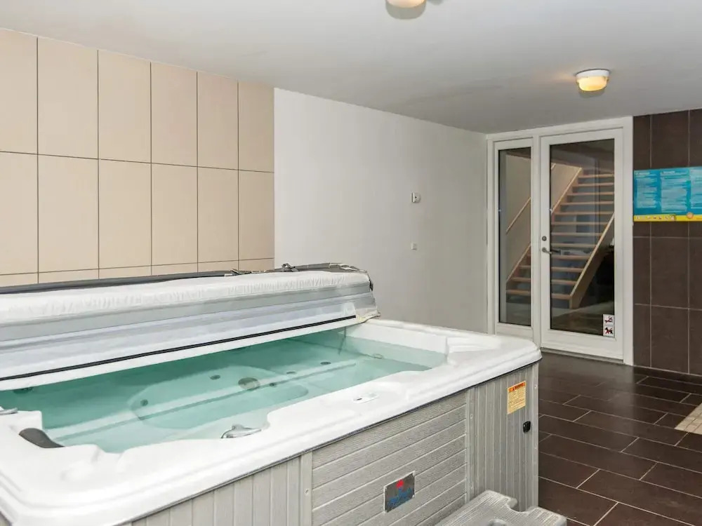 Gorgeous Holiday Home in Ebeltoft with Hot Tub