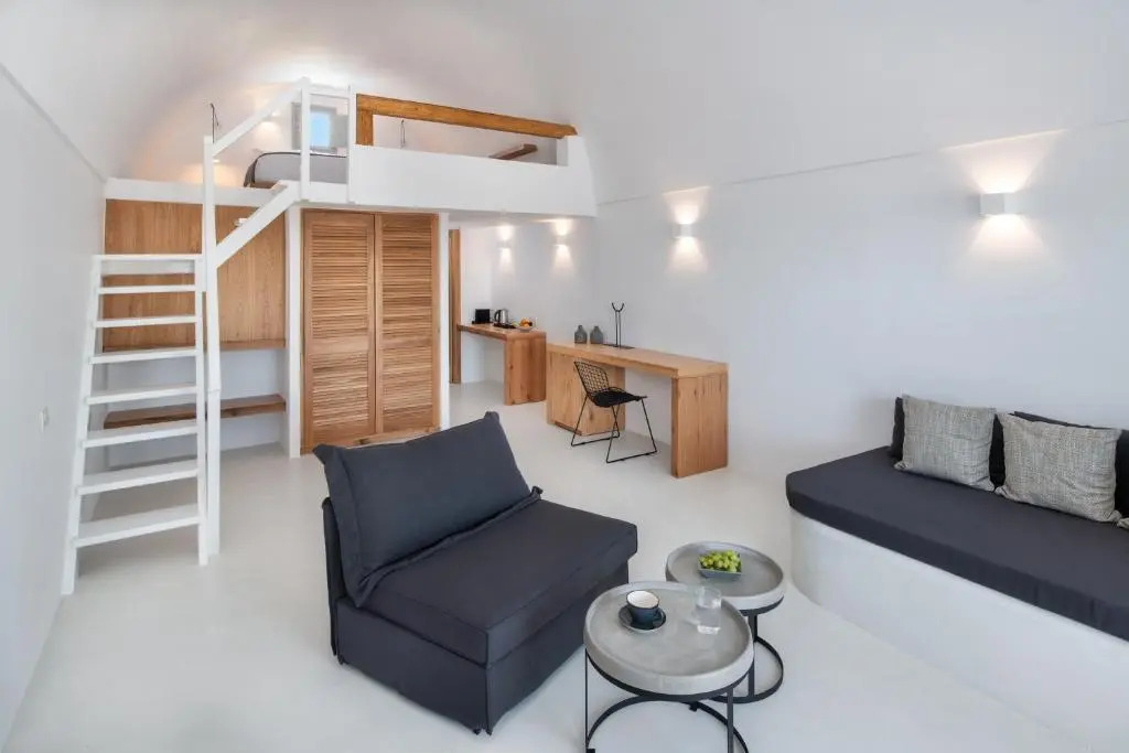 June Twenty Suites