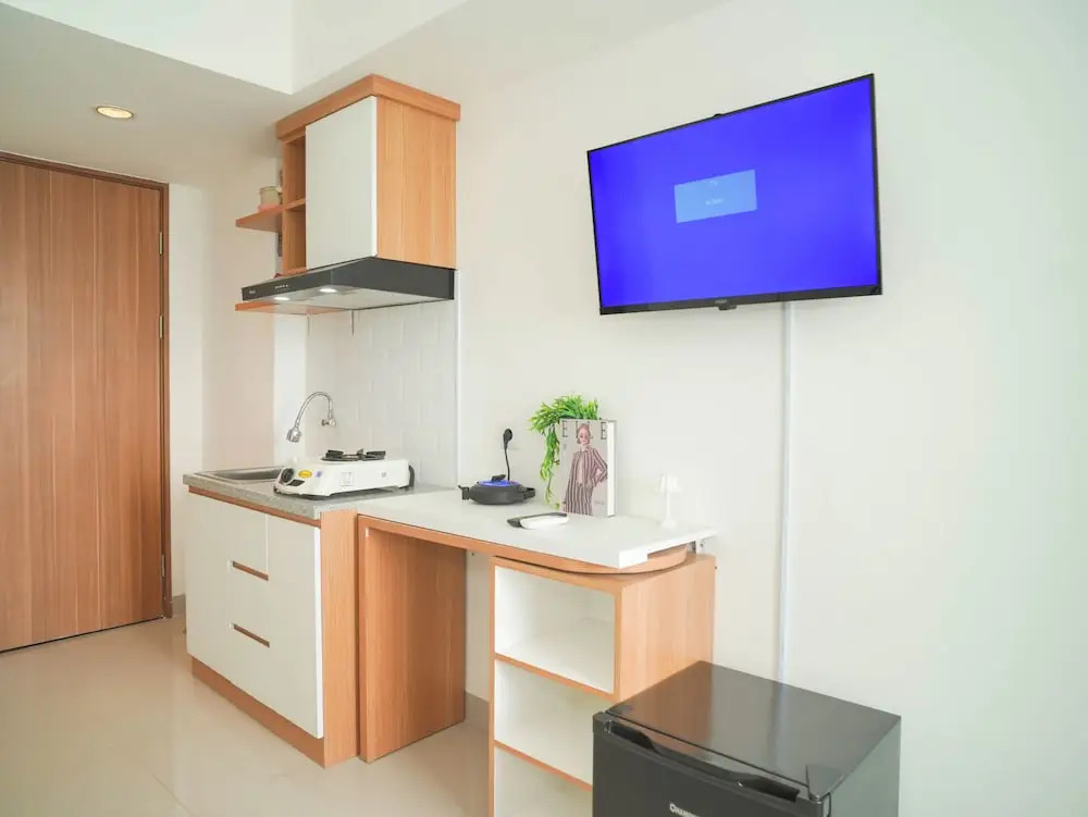 Good Deal Studio At Cisauk Point Apartment