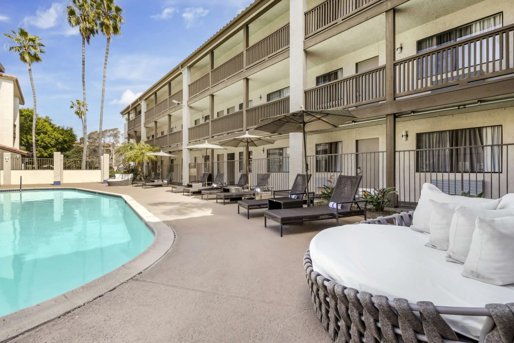 Best Western Carlsbad by the Sea