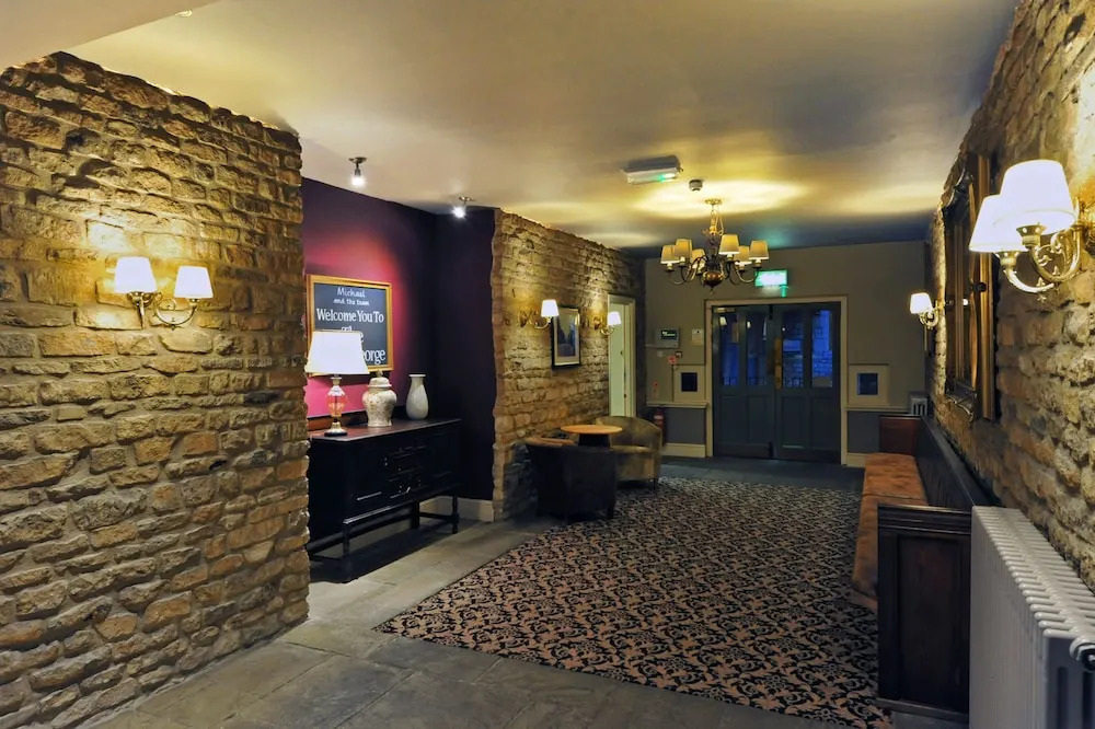 Royal George Hotel by Greene King Inns