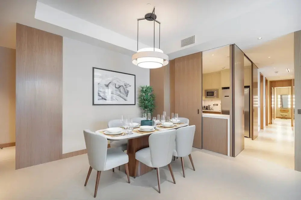 Address Residences Dubai Opera - Burj Khalifa City Views 1, 2, & 3-Bedroom Apartment 1 minute walk to Burj Khalifa, Dubai Mall, Dubai Fountain by Heaven Crest