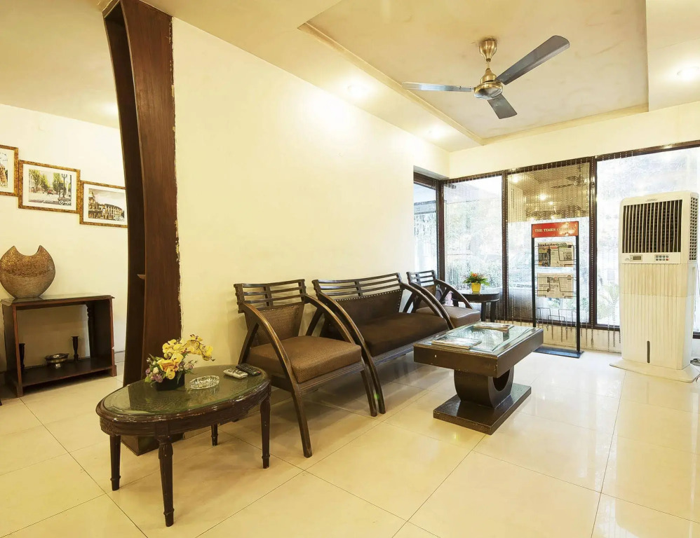 Golden Leaf Hotel