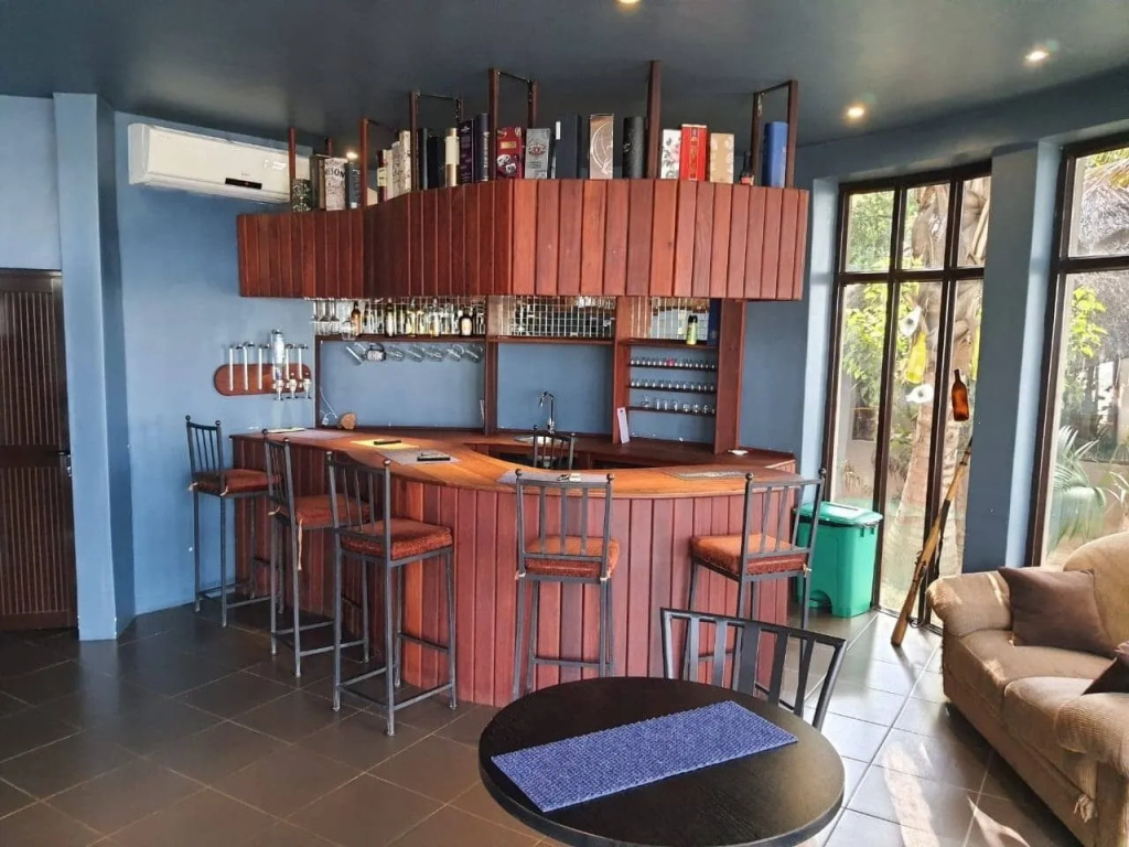 Zambezi Riverside Accommodation