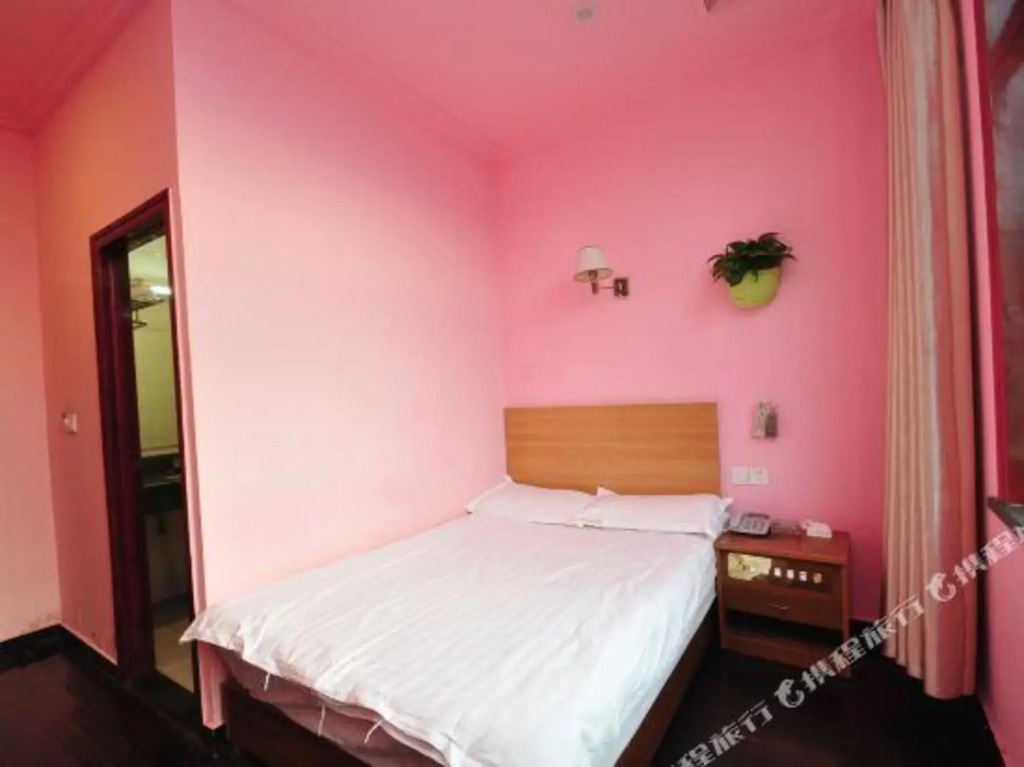 Xinjingyang Hotel