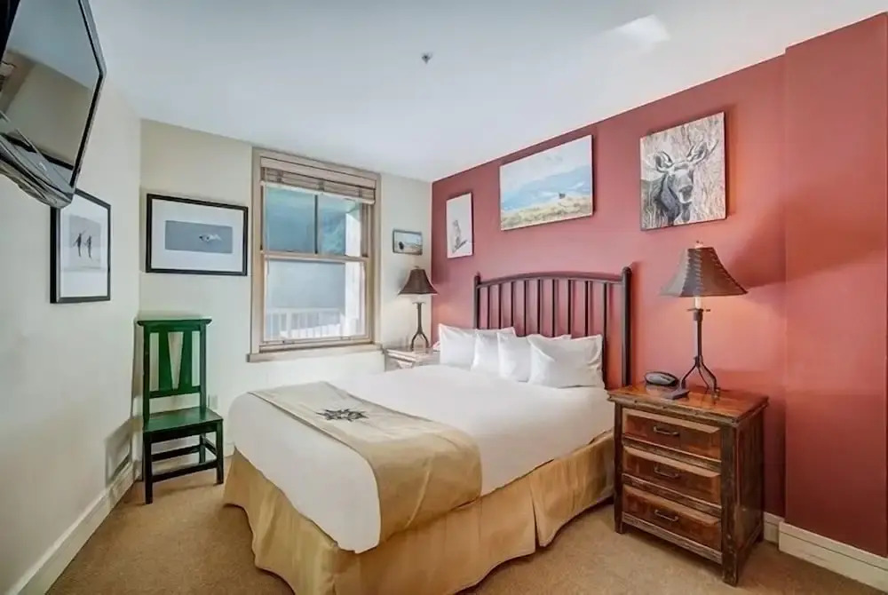 Silver Mill 8173-1br-walk To Slopes! Kids Ski Free! 1 Bedroom Condo by RedAwning