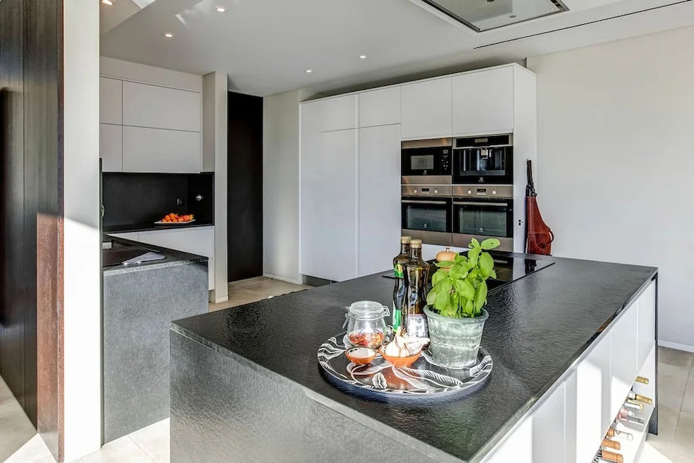 Villa 2 Rua das Palmas - Luxurious, Stylish & Modern